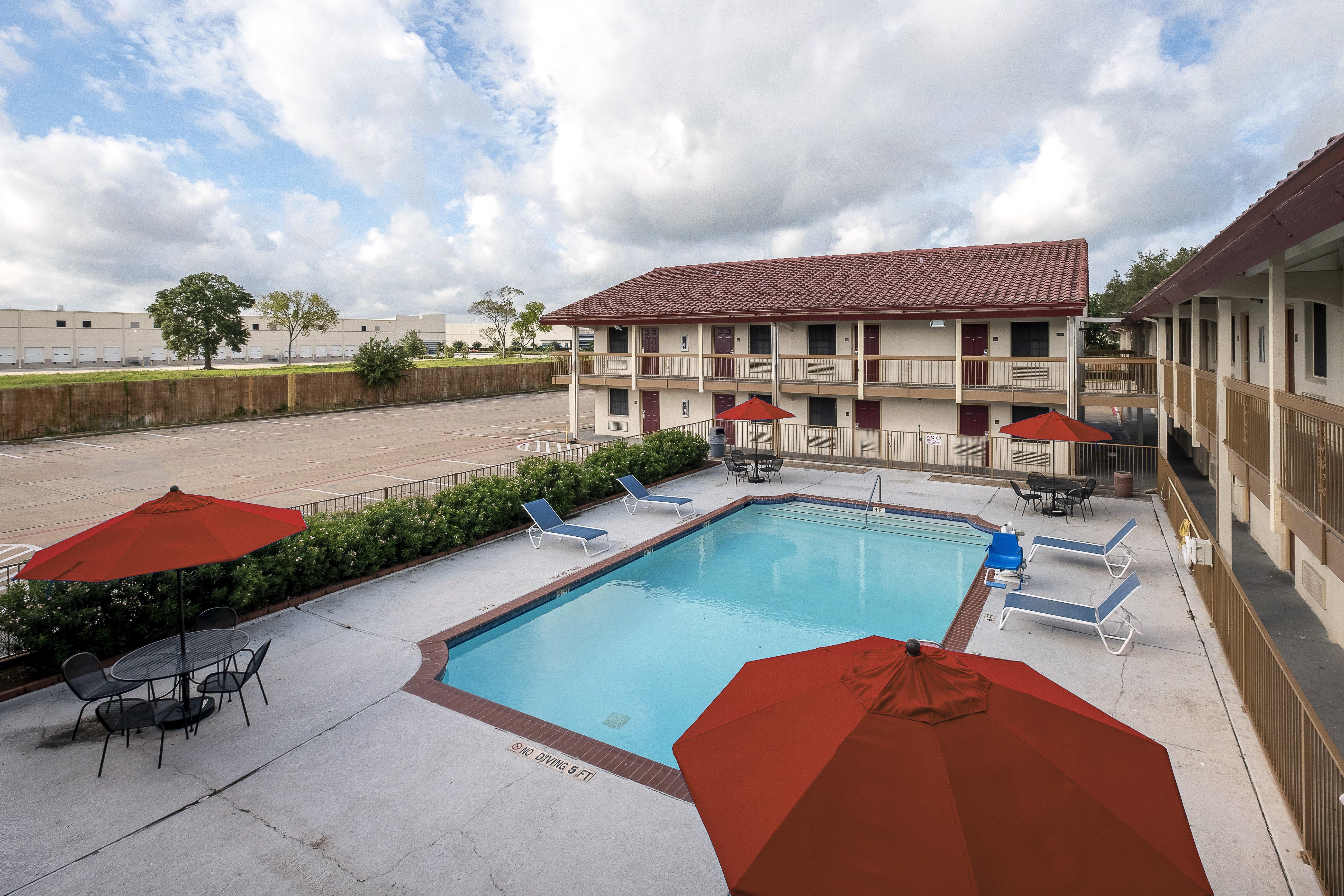 Red Roof Inn Houston North - Fm1960 & I-45 Westfield Exterior photo