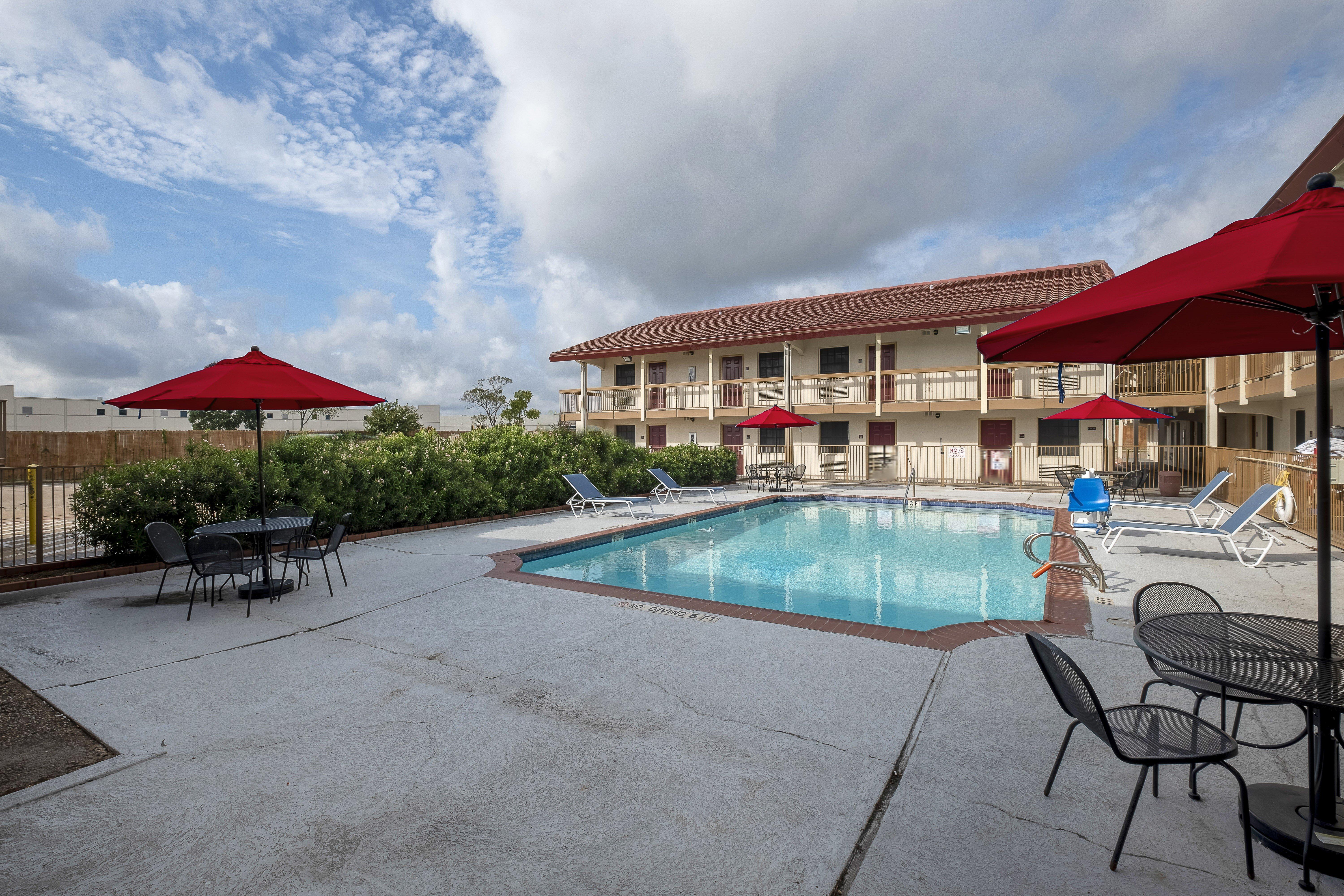 Red Roof Inn Houston North - Fm1960 & I-45 Westfield Exterior photo